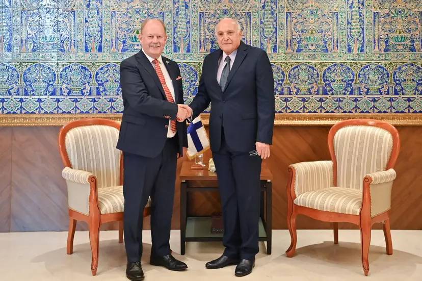 السيد عطاف يسقبل سفير جمهورية فنلندا